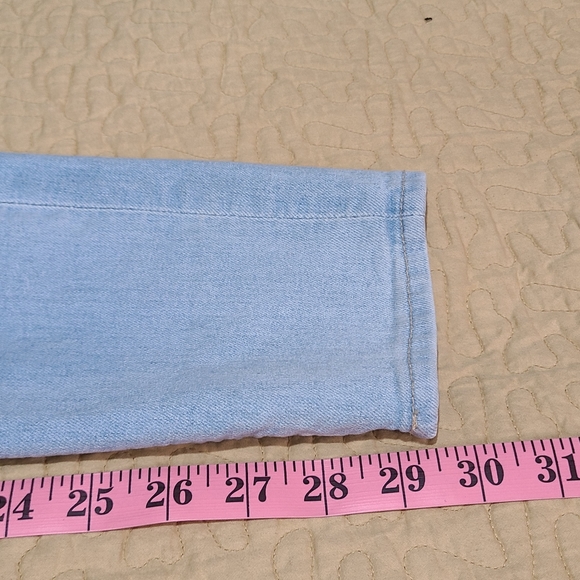 H&M Divided Super Skinny distressed jeans size 12 - Picture 11 of 11